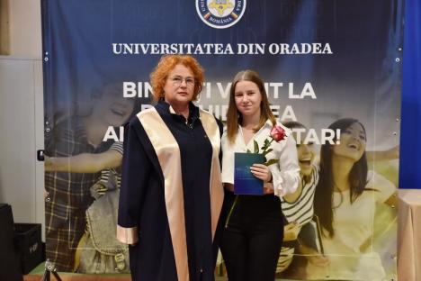 Universitatea din Oradea începe noul an cu un număr record de studenți și prima în țară la numărul specializărilor de masterat (FOTO)