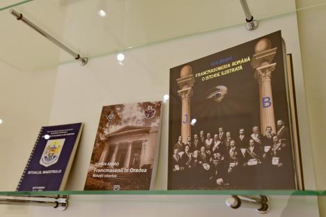 Muzeul Francmasoneriei, unic în România, s-a deschis în clădirea fostului templu din Oradea, fără masoni şi fără vreun exponat din istoria locală (FOTO / VIDEO)