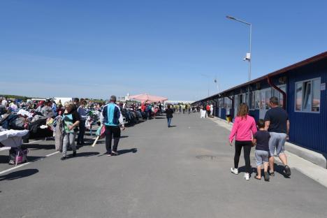 Dor de Ócska: Peste o mie de orădeni au fost la cumpărături în Piața 100 în prima zi de deschidere după două luni (FOTO / VIDEO)