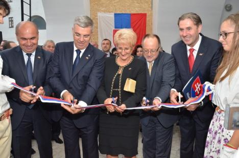 Ambasadorul Jan Gabor a inaugurat consulatul onorific slovac din Cetate (FOTO)