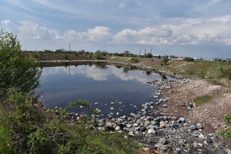 Scumpă „moștenire”: Ce se întâmplă cu depozitele de deșeuri periculoase din Bihor, multe provenite din comunism (FOTO)