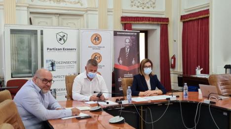 Dezbatere despre viitorul învăţământului dual şi profesional, la Oradea. Un secretar de stat a pus punctul pe 'i': 'Stăm prost şi foarte prost' (FOTO / VIDEO)