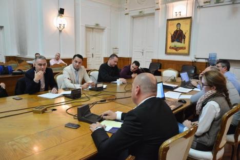 Primarul Bolojan la dezbaterea taxelor: 'Eu aş propune un impozit pe tupeul politic, care să se aplice în special membrilor PSD!' (FOTO)