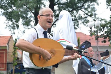 Bustul grofului Rhédey Lajos a fost dezvelit în Parcul Bălcescu (FOTO)