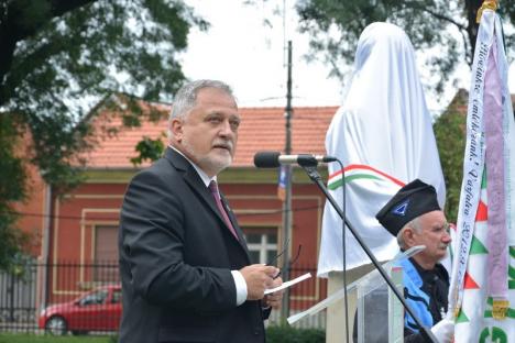 Bustul grofului Rhédey Lajos a fost dezvelit în Parcul Bălcescu (FOTO)