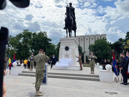 Statuia lui Mihai Viteazul a fost dezvelită în centrul civic al Oradiei, la 5 ani după ce a fost dată jos din Piața Unirii (FOTO/VIDEO)