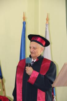 Un specialist de vârf în domeniul construcțiilor civile din România a devenit Doctor Honoris Causa al Universității din Oradea