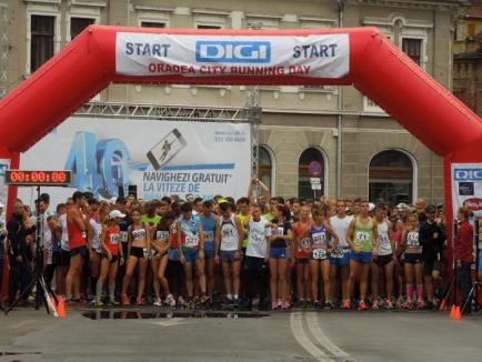 Oradea City Running... Wet! Sute de oameni au alergat în ciuda ploii torenţiale, la Oradea (FOTO / VIDEO)