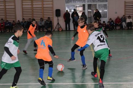 'Sărbătorim Împreună': Fotbalul, mijloc de educaţie la Diosig (FOTO)