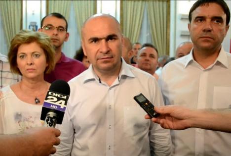 Ilie Bolojan: 'Din datele preliminare, referendumul nu a fost validat” (FOTO/VIDEO)
