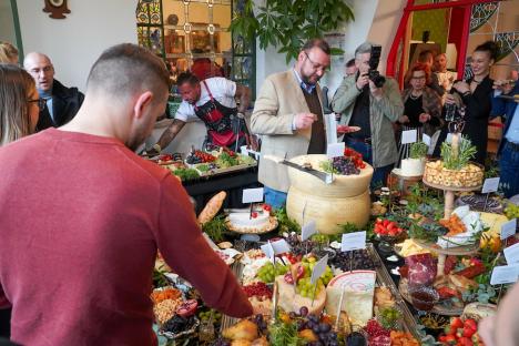 Pentru gurmanzi și profesioniștii din HoReCa: Distri Fresh International Oradea a lansat o platformă online pentru livrări de carne și ingrediente culinare de înaltă calitate (FOTO/VIDEO)