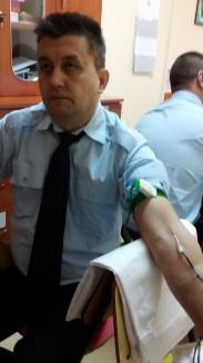 Pompierii din Tinca şi Salonta, la donare de sânge (FOTO)