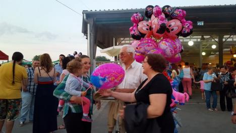 Dr. Alban a făcut show la Salonta. Mii de oameni au ieşit să sărbătorească zilele oraşului (FOTO / VIDEO)