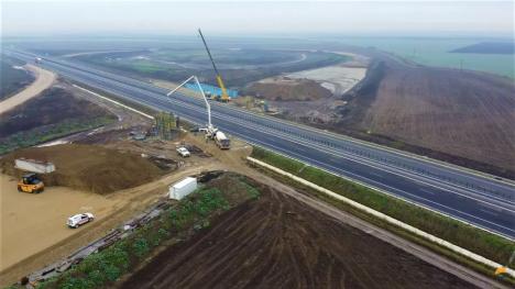 FOTO/VIDEO: Drumul dintre centura Oradea și autostrada Transilvania nu va mai avea sensuri giratorii, ci pasaje. Modificările sunt criticate