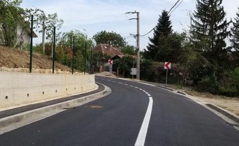 Drumul de Fughiu prin Podgoria a fost asfaltat. Vezi cum arată! (FOTO)