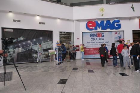 Deschidere cu premii la showroom-ul eMag din Oradea (FOTO)