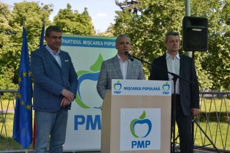 Candidaţii PMP nu se dezic de "imnul" compus de manelistul Costeluş: "Este onorabil!" (FOTO)