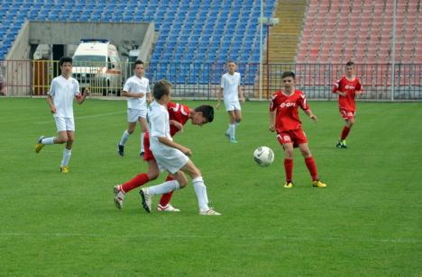 Juniorii D de la FC Bihor au cedat cu 1-5 primul joc din turneul zonal al Campionatului Naţional (FOTO)