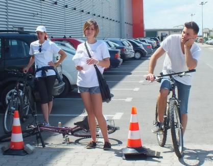 Orădenii pot să închirieze biciclete pentru a pedala prin oraş (FOTO)