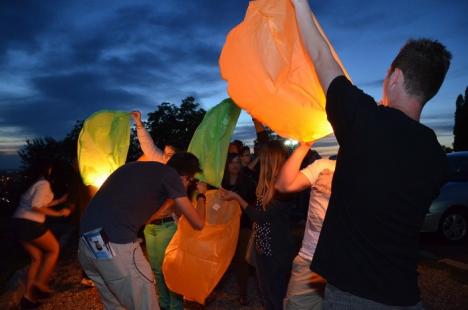 ASUOfest s-a terminat cu lampioane colorate "aruncate" peste oraş (FOTO)