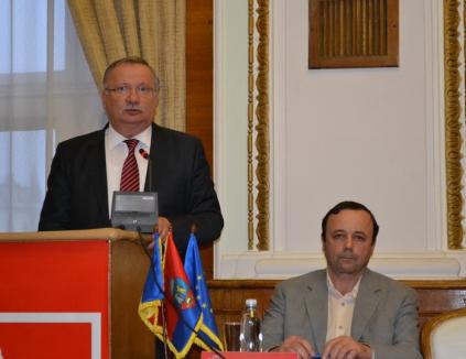 Ioan Mang, la alegerile organizaţiei PSD Oradea: Trebuie să ne pregătim pentru lupta cu PNL din 2016 (FOTO)
