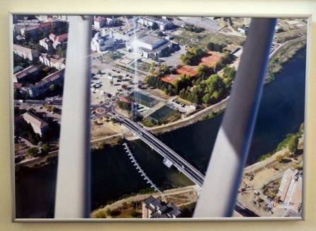 Prima imagine cu podul Sovata de sus, prezentată de fotograful Ovi Pop într-o nouă expoziţie "Oradea din aer" (FOTO)