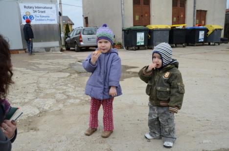 Copiii de la Căminul Felix au propria brutărie şi fermă de lapte (FOTO)