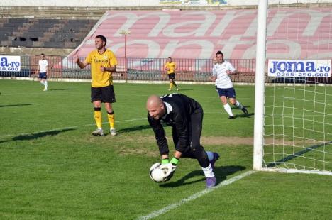 CS Oşorhei a învins liderul printr-un gol reuşit de Todea (FOTO)