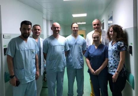 Premieră medicală: La Spitalul Judeţean din Oradea s-a făcut primul implant de neurostimulator medular, care salvează pacienţii de durerile insuportabile la coloană
