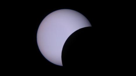 Cum s-a văzut eclipsa la Oradea (FOTO)