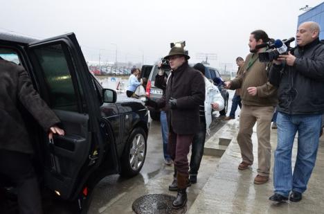 Au ajuns primii invitaţi ai lui Ţiriac. Printre ei, Elan Schwartzenberg (FOTO)