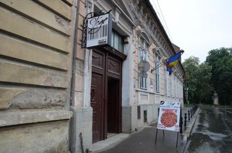 Pub-ul, casa teatrului