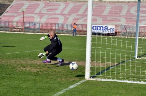 CS Oşorhei a învins liderul printr-un gol reuşit de Todea (FOTO)