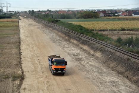 Se schimbă macazul: Ce beneficii aduce pentru Bihor electrificarea căii ferate, din Cluj până la granița cu Ungaria (FOTO)