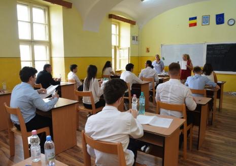 Consiliul Elevilor acuză Primăria Oradea: Respingerea propunerii de acordare a burselor şcolare, un afront la adresa elevilor