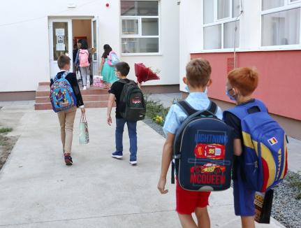 Fără transferuri pe ușa din dos în școlile din Bihor: Inspectoratul Școlar le impune directorilor transparență și termene clare