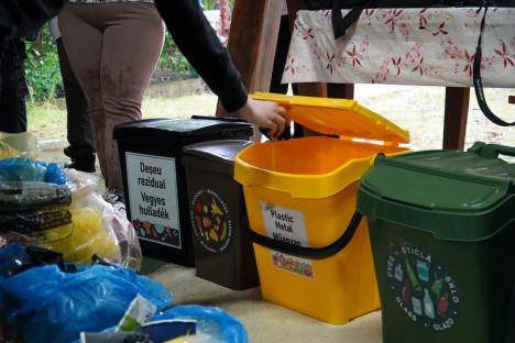 Școală în aer liber. Tabere de ecologie pentru elevi din tot Bihorul, în Luna curățeniei (FOTO)