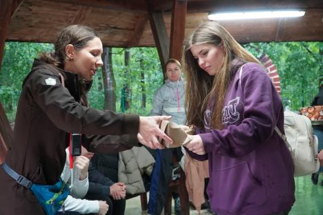 Școală în aer liber. Tabere de ecologie pentru elevi din tot Bihorul, în Luna curățeniei (FOTO)