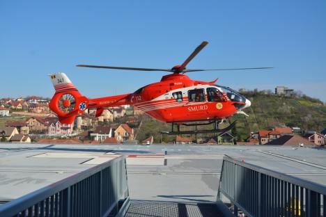 O femeie suspectă de botulism va fi transferată cu elicopterul la Oradea. A mâncat pește dintr-o conservă