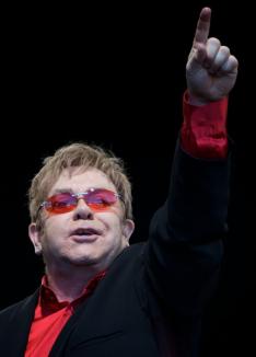 Elton John: 'Iisus era gay'
