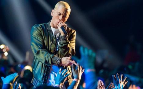 'Kamikaze'. Eminem a doborât un record istoric deţinut de ABBA şi Led Zeppelin (VIDEO)