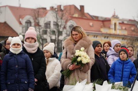 Festivități dedicate lui Mihai Eminescu, la Oradea: „Singurul mod de a-l omagia este să-l citim și să-l recitim. Fără asta, nu există” (FOTO/VIDEO)