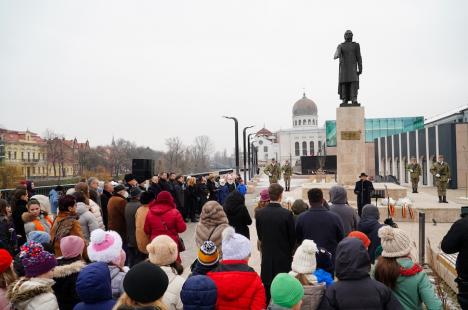 Festivități dedicate lui Mihai Eminescu, la Oradea: „Singurul mod de a-l omagia este să-l citim și să-l recitim. Fără asta, nu există” (FOTO/VIDEO)