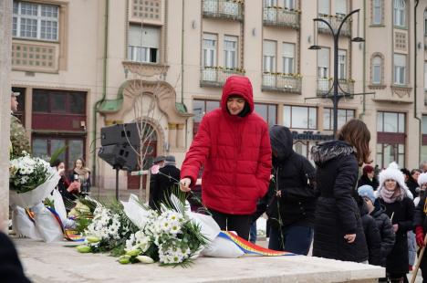 Festivități dedicate lui Mihai Eminescu, la Oradea: „Singurul mod de a-l omagia este să-l citim și să-l recitim. Fără asta, nu există” (FOTO/VIDEO)