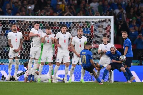 Italia este campioana Europei la fotbal! Portarul italian a apărat două penalty-uri (FOTO / VIDEO)