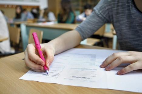 Simularea Evaluării Naţionale: Peste 10.000 de elevi bihoreni vor susţine testele