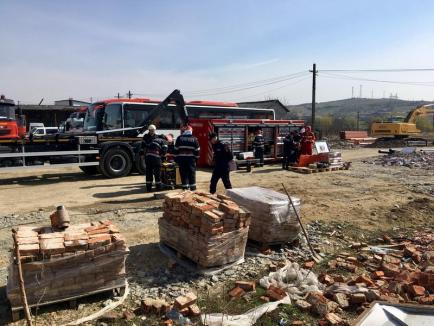 Scenariu de urgenţă, la Marghita: Incendiu urmat de explozie, victime prinse sub dărâmături (FOTO)