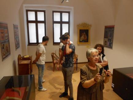 'Renaştere prin restaurare'. Piese de muzeu readuse la viaţă au fost prezentate publicului la Cetatea Oradea (FOTO)