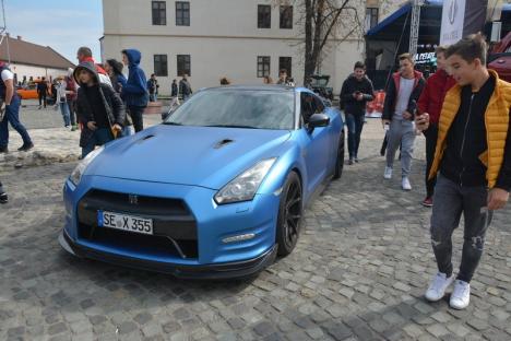 Show & Shine: Cetatea Oradea s-a umplut de super-mașini (FOTO / VIDEO)