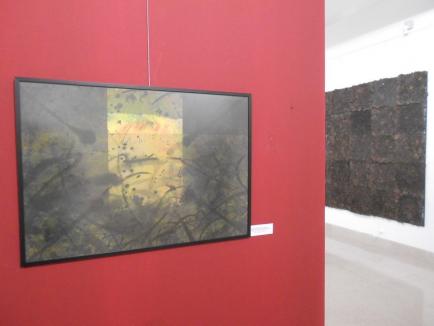 ”Trepte interioare”, expoziția personală a artistei Kerekes Gyöngyi, a fost deschisă în Muzeul Țării Crișurilor (FOTO)
